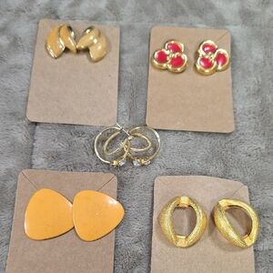 Earring Bundle(5) Goldtone Pierced Enamel Rhinestones Casual Classic GUC